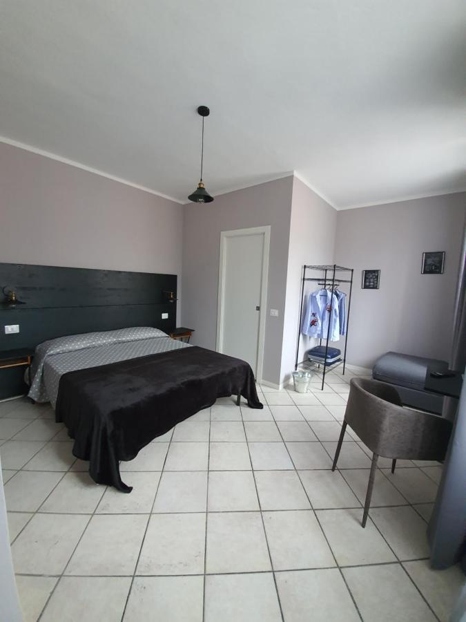 1928 Guest House Pogno Bagian luar foto