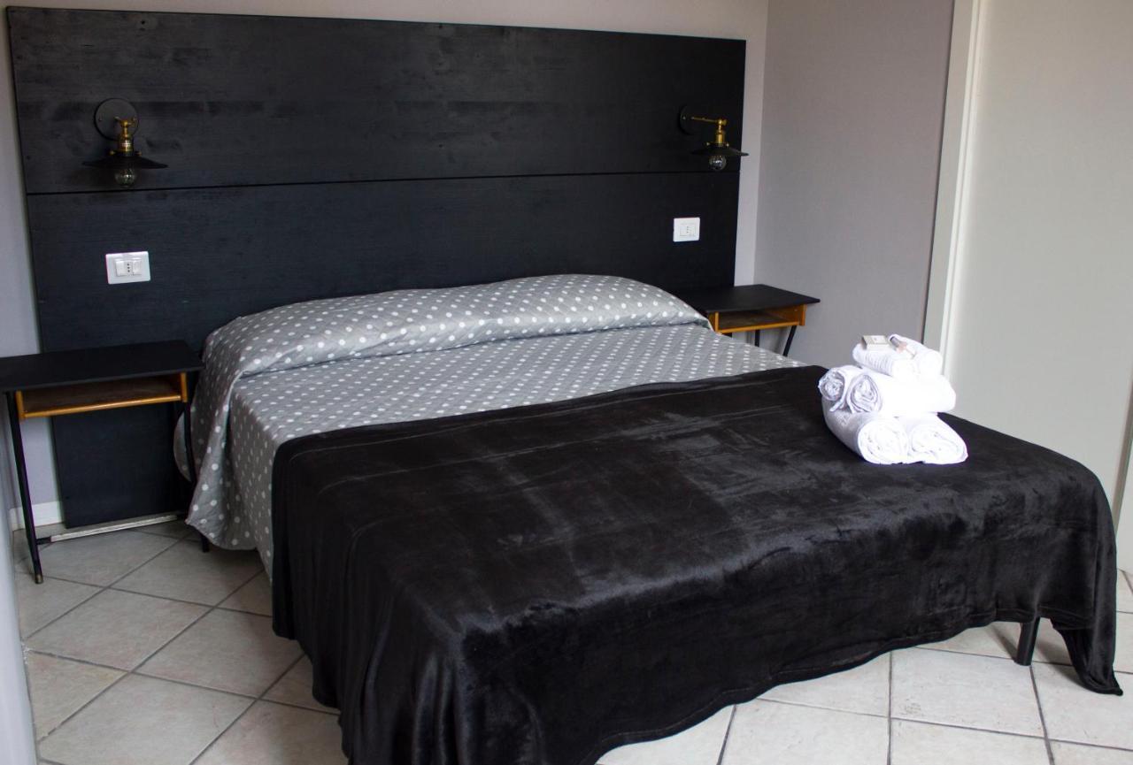 1928 Guest House Pogno Bagian luar foto